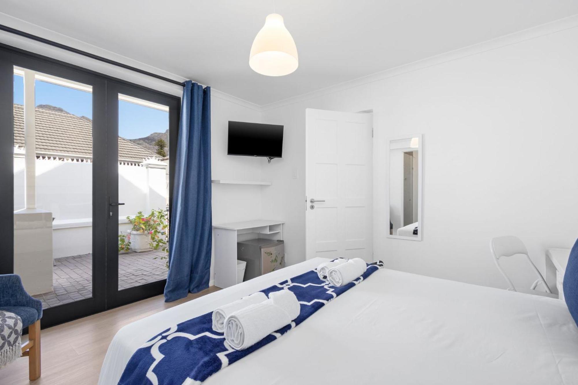 Uptown Retreat By Host Agents Holiday home *