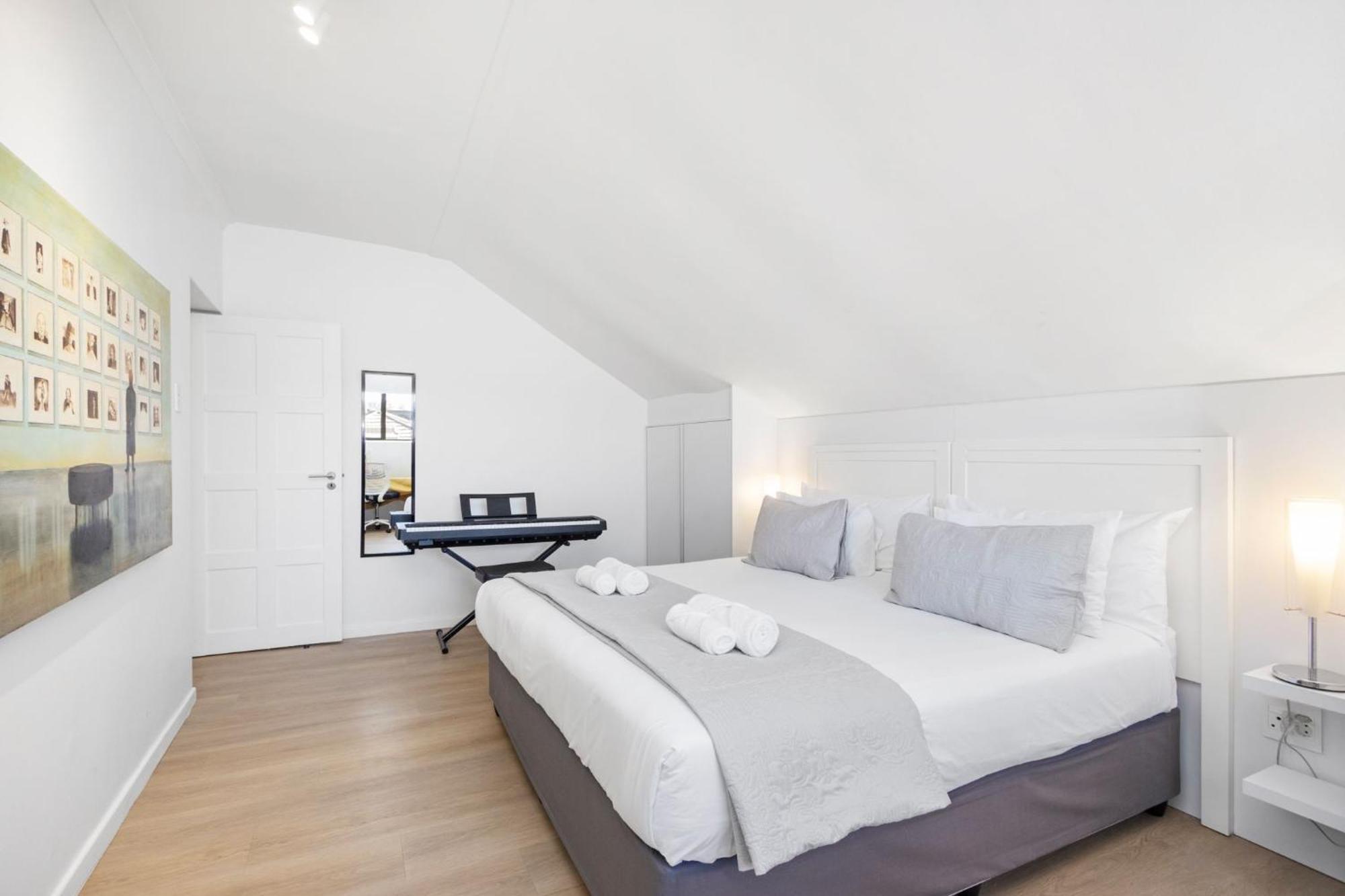 Uptown Retreat By Host Agents