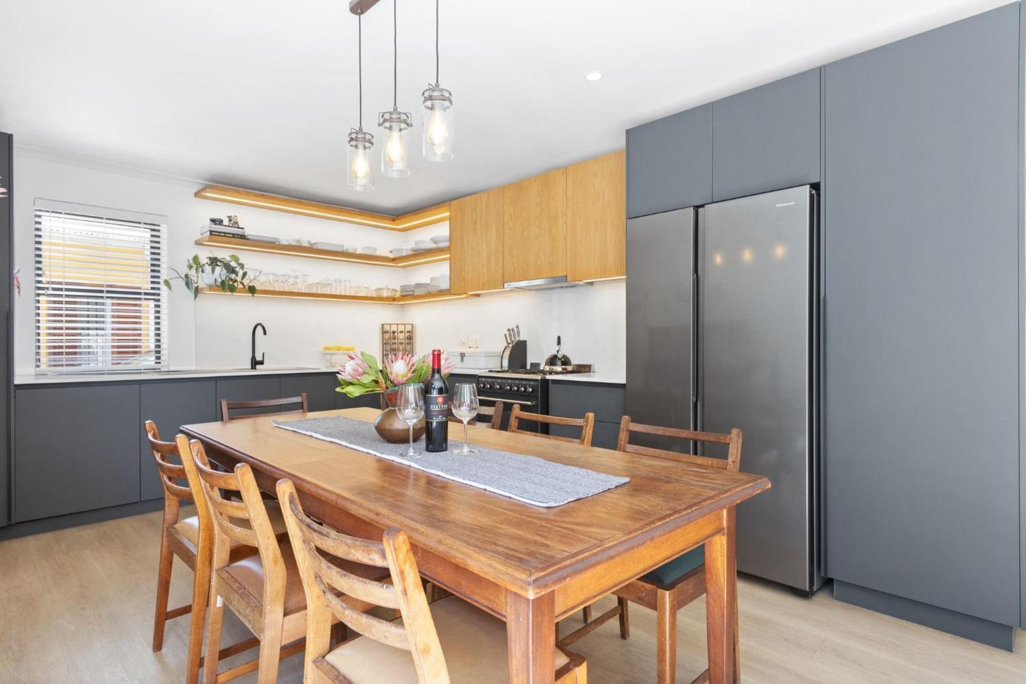 Uptown Retreat By Host Agents *